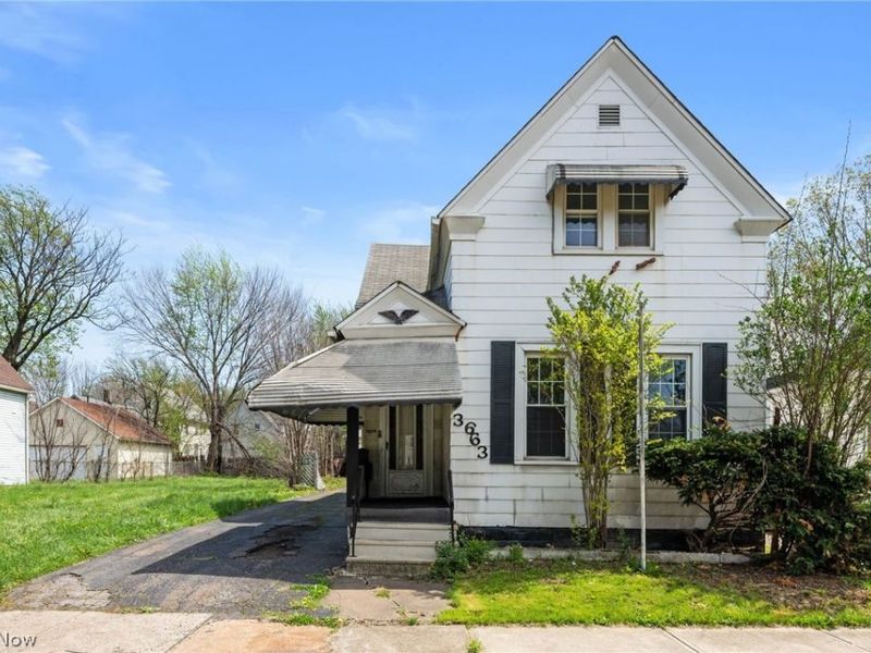 3663 E 54th Street, Cleveland, OH 44105 Photo 3