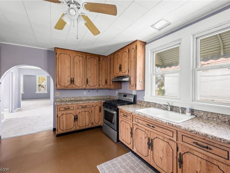 3663 E 54th Street, Cleveland, OH 44105 Photo 9