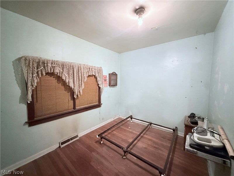 33 Henry Street, Bedford, OH 44146 Photo 15