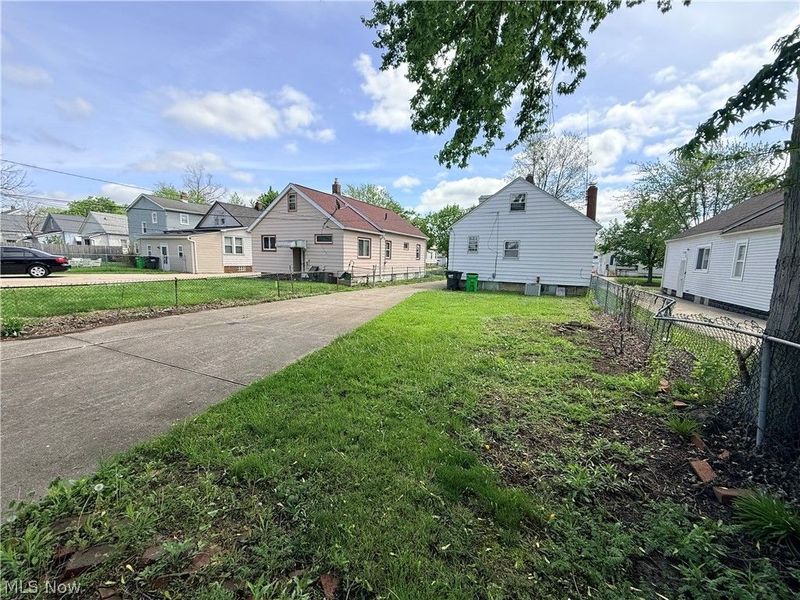 33 Henry Street, Bedford, OH 44146 Photo 6