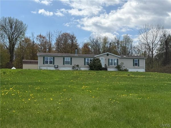 5 Clear Springs Drive, Oswego, NY 13126