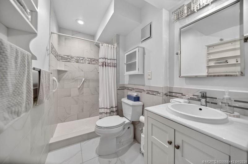 5323 SE Miles Grant Road, Unit 101, Stuart, FL 34997 Photo