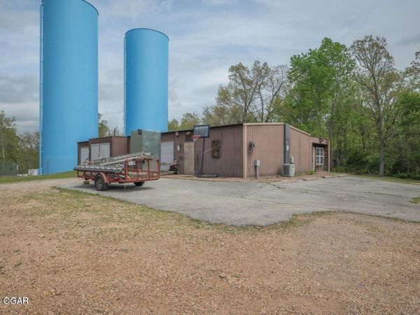 341 Grizzly Lane , Pineville, MO 64856