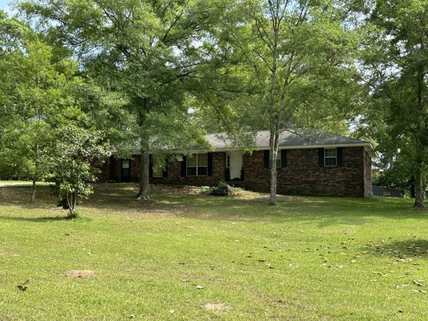 80 Beverly Hills Loop, Petal, MS 39465