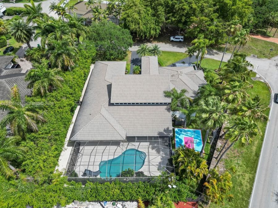Property Image 76