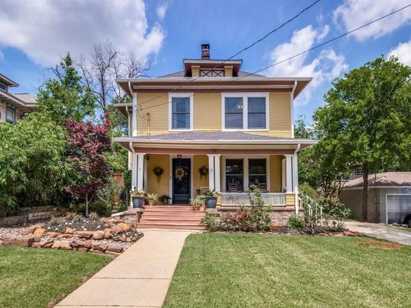 716 W Oak Street , Denton, TX 76201