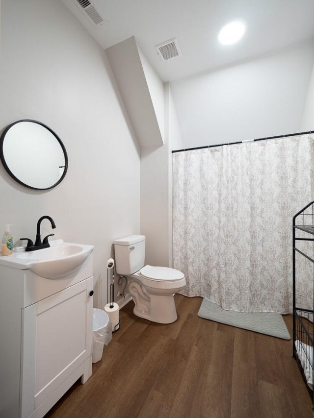1296 Levi Street Photo 34