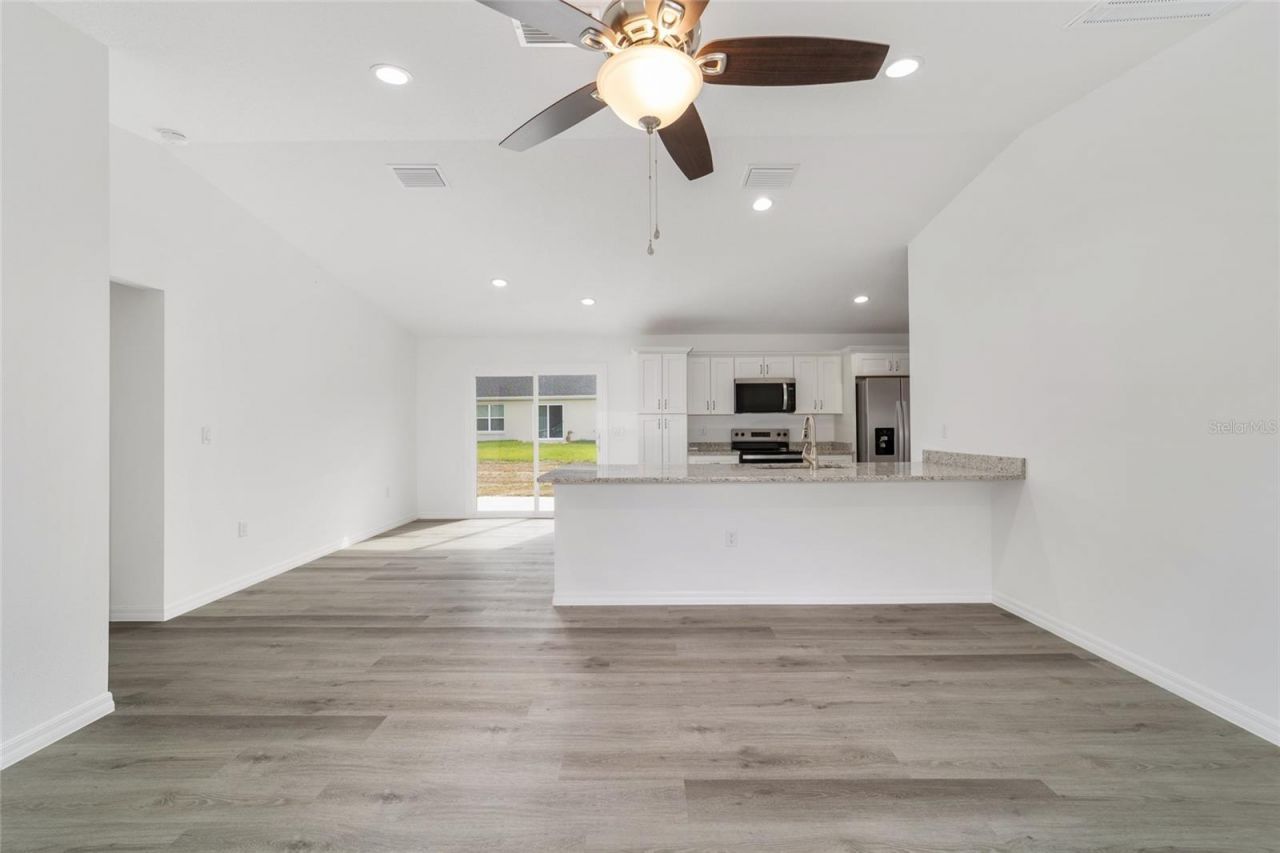 13078 NE 7th Loop, Silver Springs, FL 34488 Photo