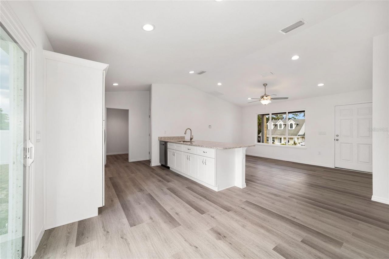 13078 NE 7th Loop, Silver Springs, FL 34488 Photo