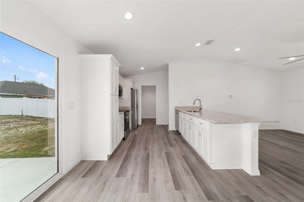 13078 NE 7th Loop, Silver Springs, FL 34488 Photo