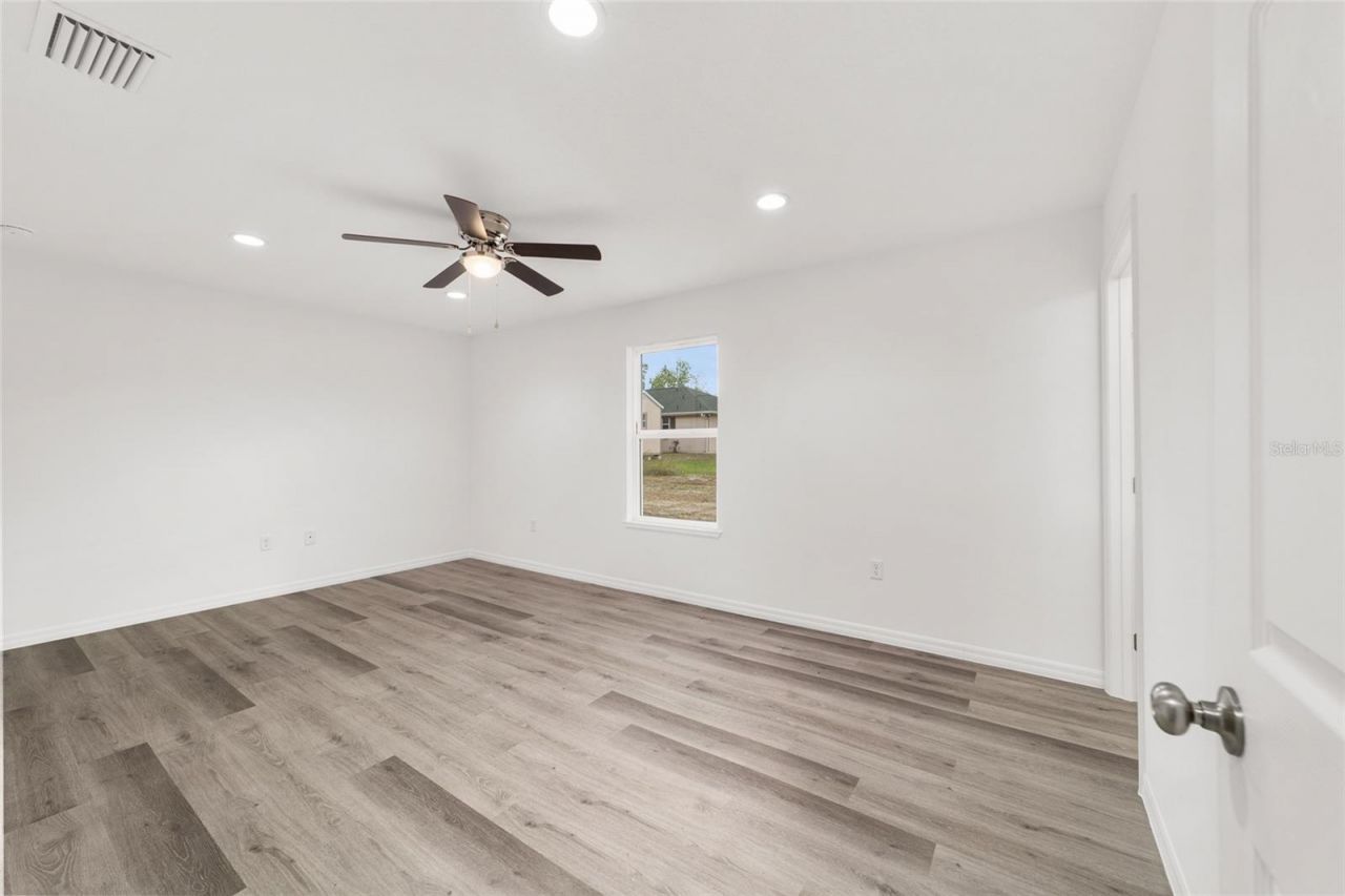 13078 NE 7th Loop, Silver Springs, FL 34488 Photo