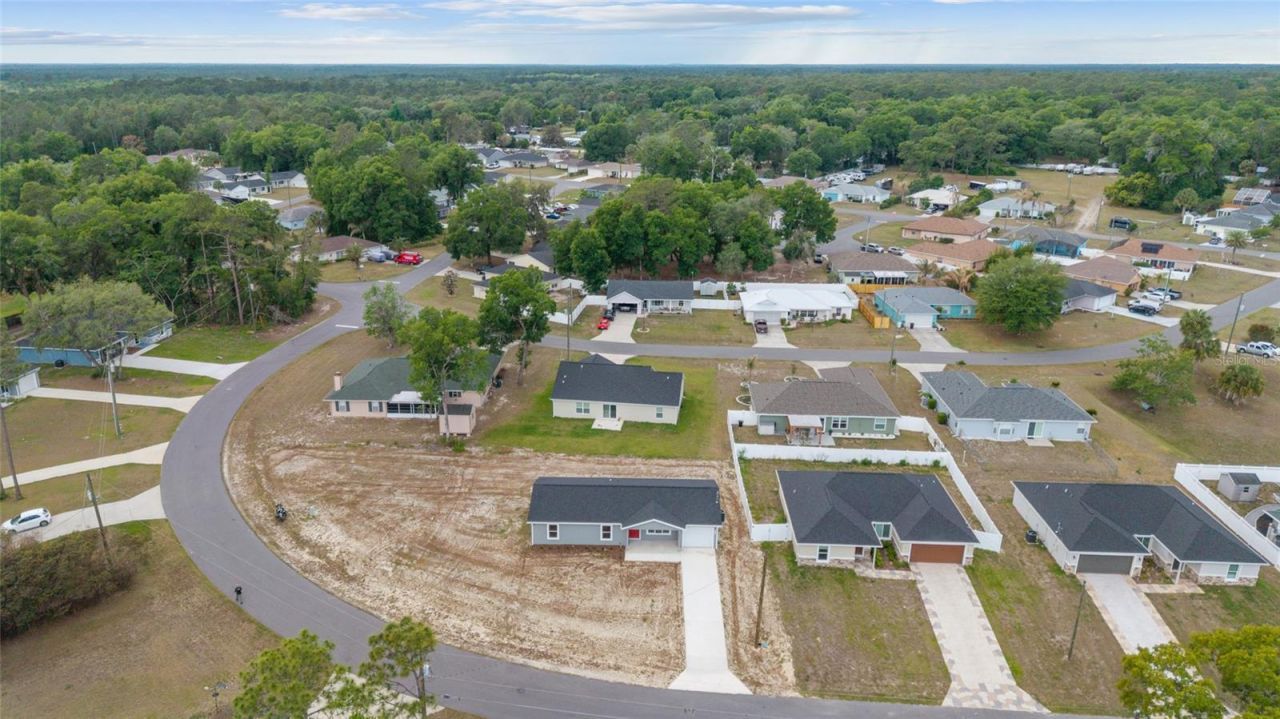 13078 NE 7th Loop, Silver Springs, FL 34488 Photo