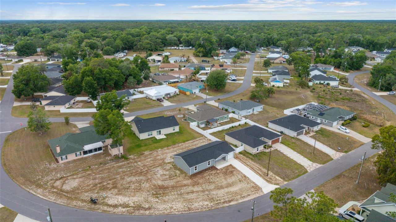 13078 NE 7th Loop, Silver Springs, FL 34488 Photo