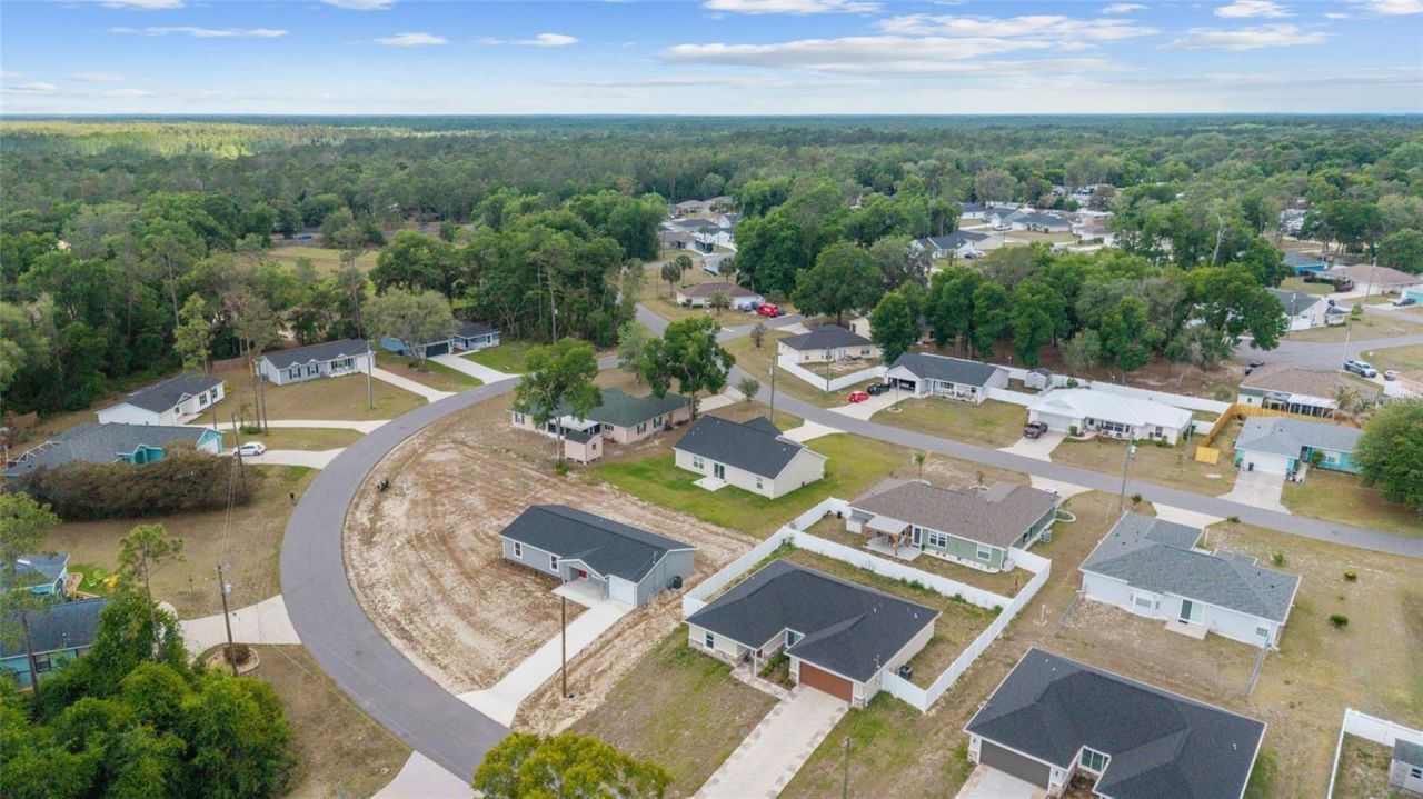 13078 NE 7th Loop, Silver Springs, FL 34488 Photo