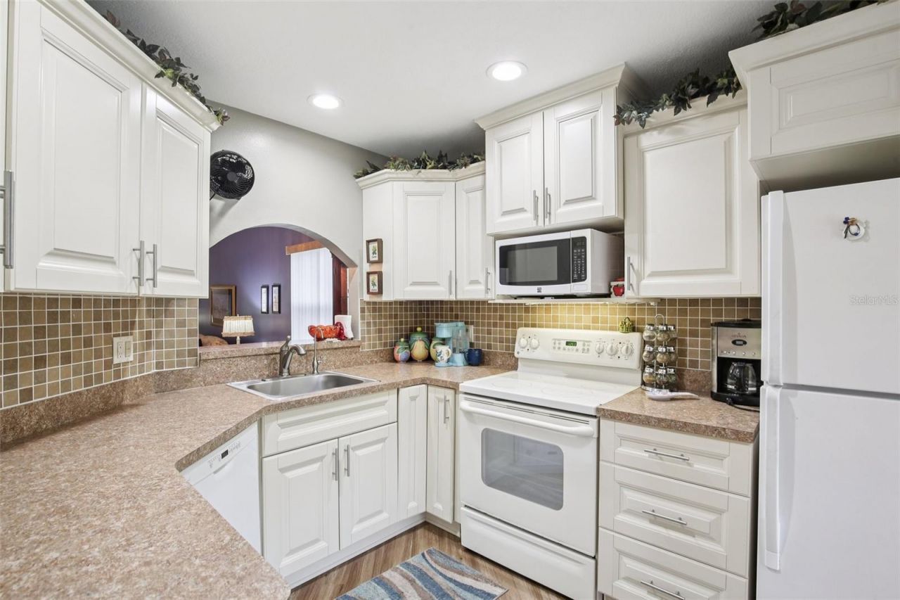11622 Cocowood Drive , New Port Richey, FL 34654 Photo
