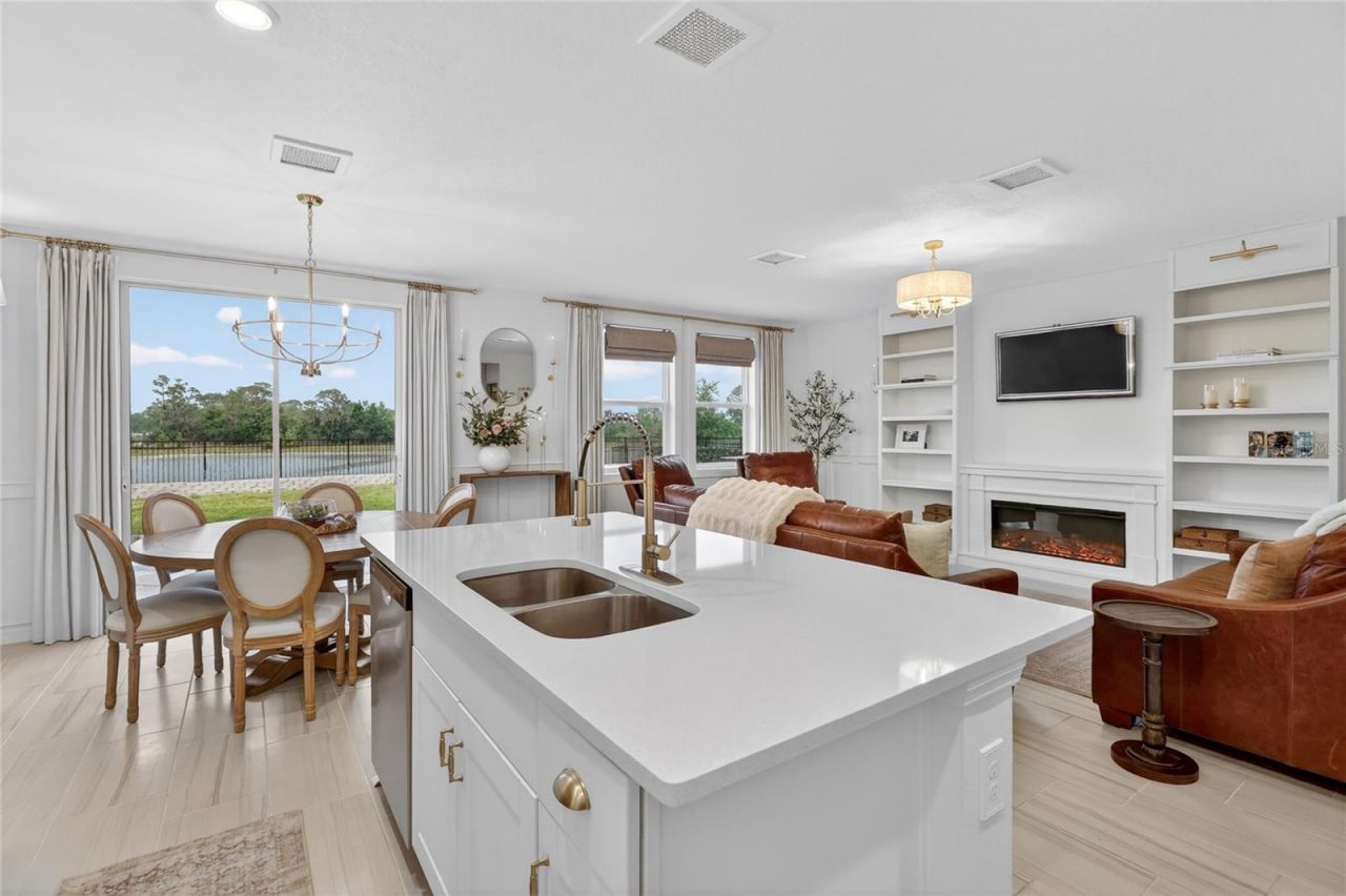 1256 Oak Valley Drive, Auburndale, FL 33823 Photo