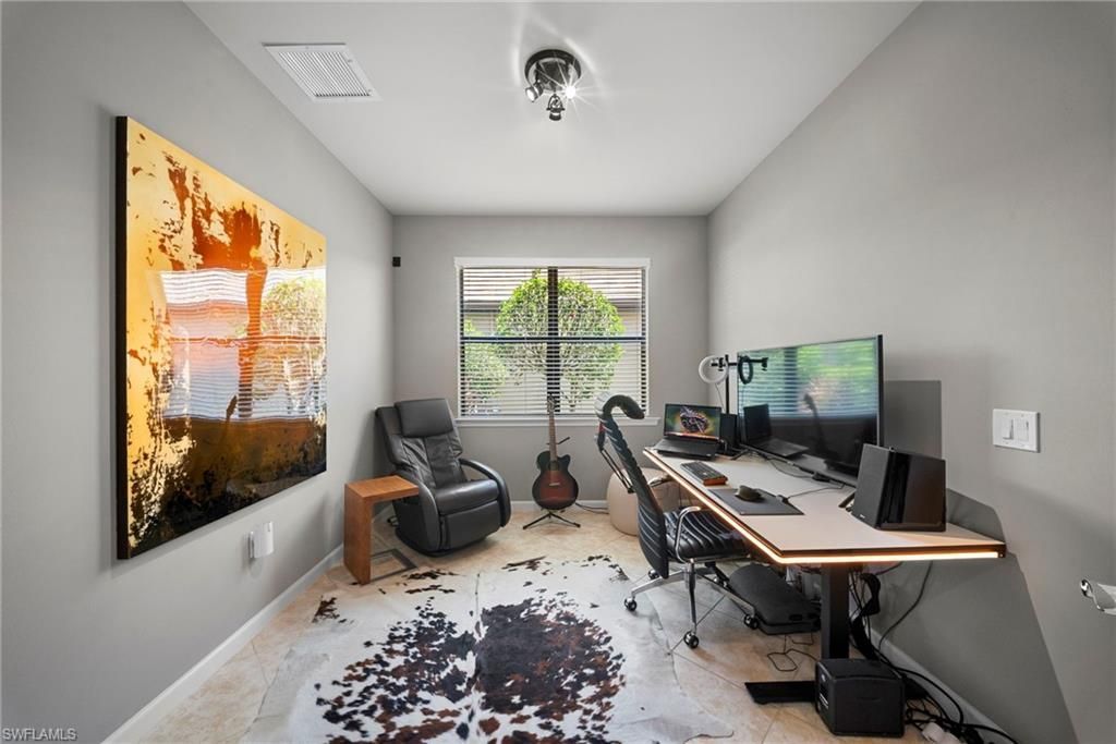 7052 Live Oak Dr, Naples, FL 34114 Photo