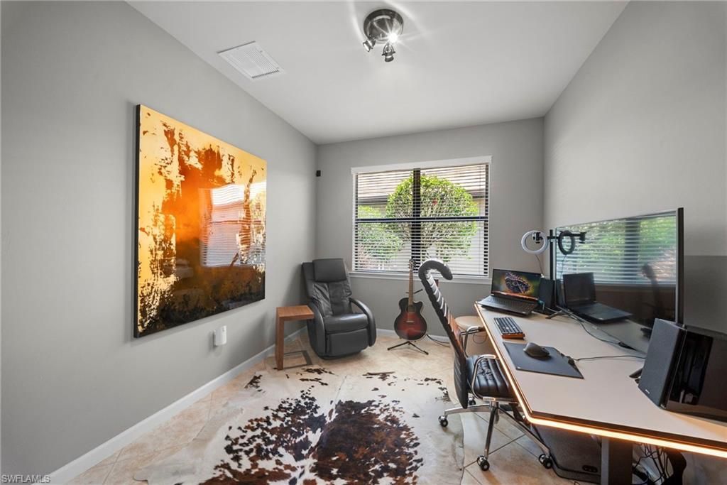 7052 Live Oak Dr, Naples, FL 34114 Photo