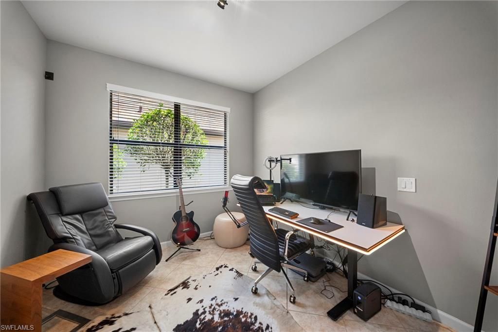7052 Live Oak Dr, Naples, FL 34114 Photo