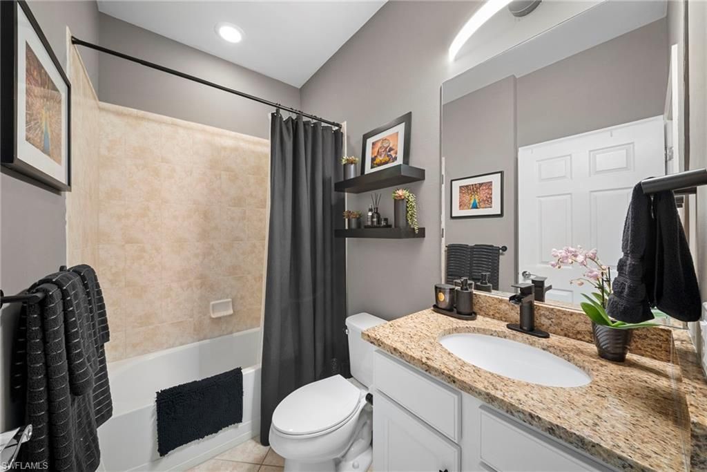 7052 Live Oak Dr, Naples, FL 34114 Photo