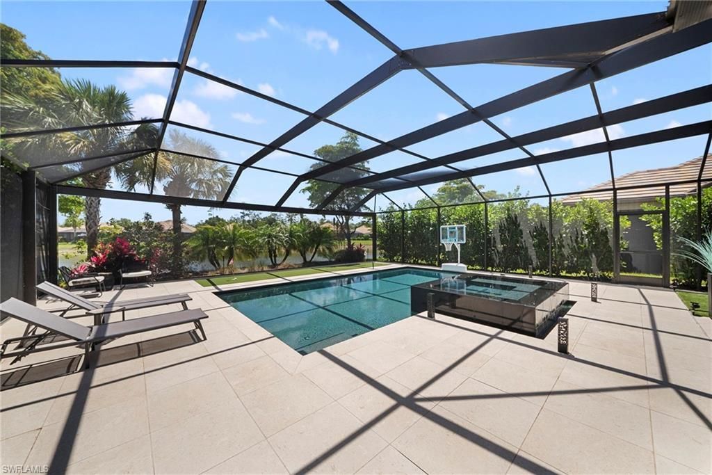 7052 Live Oak Dr, Naples, FL 34114 Photo
