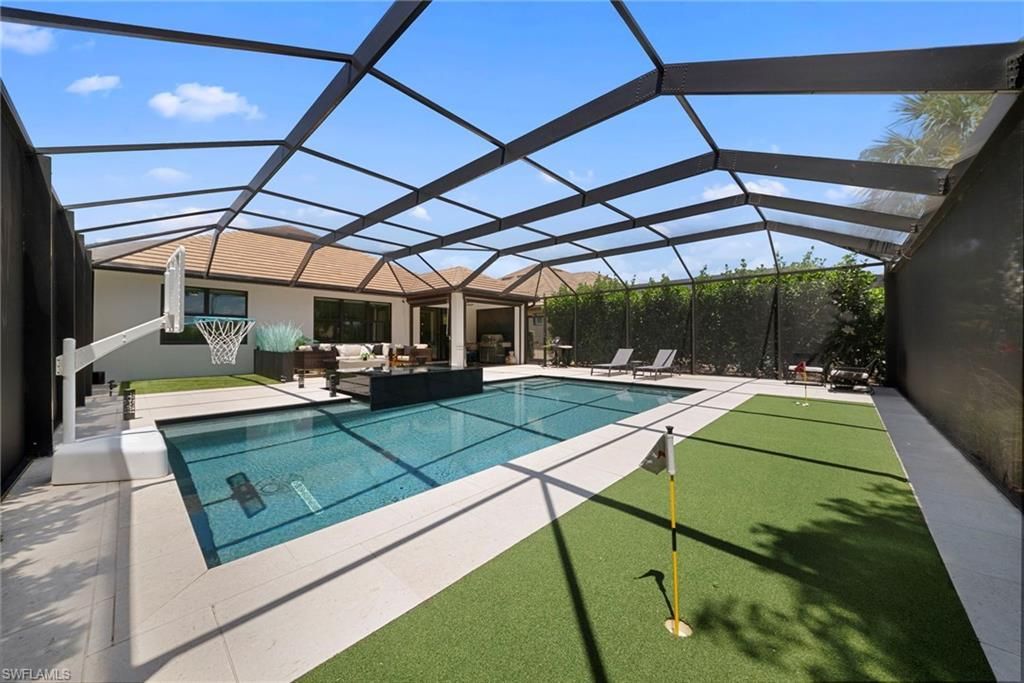 7052 Live Oak Dr, Naples, FL 34114 Photo