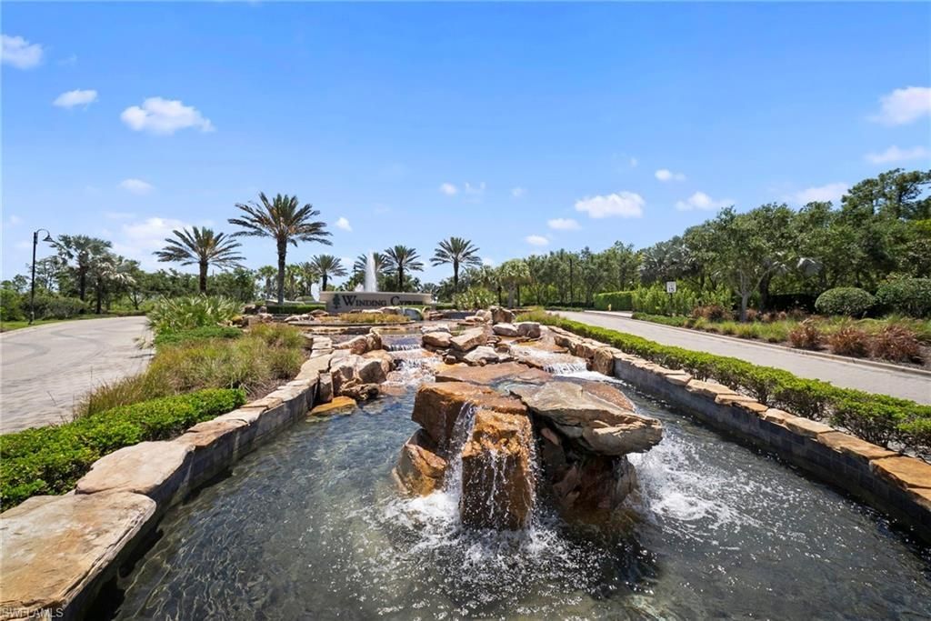 7052 Live Oak Dr, Naples, FL 34114 Photo
