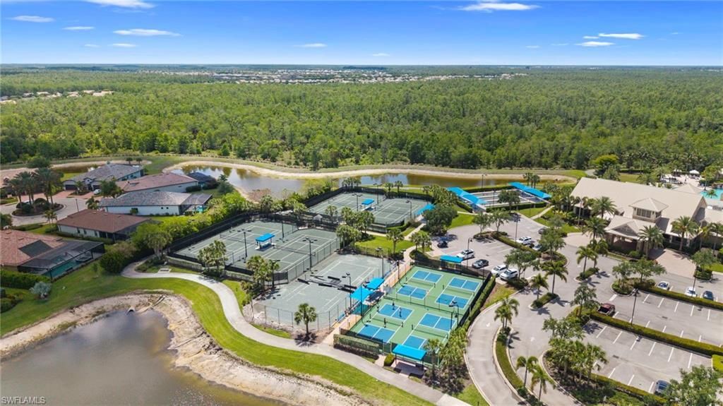 7052 Live Oak Dr, Naples, FL 34114 Photo
