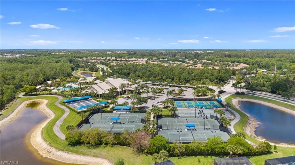 7052 Live Oak Dr, Naples, FL 34114 Photo