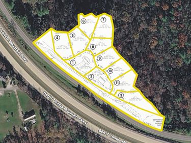 8225 + Lots A-E, G, I, J Hwy 15, Pine Ridge, KY 41360