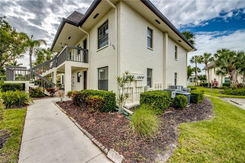 9261 Central Park Dr, Unit 106, Fort Myers, FL 33919 Photo