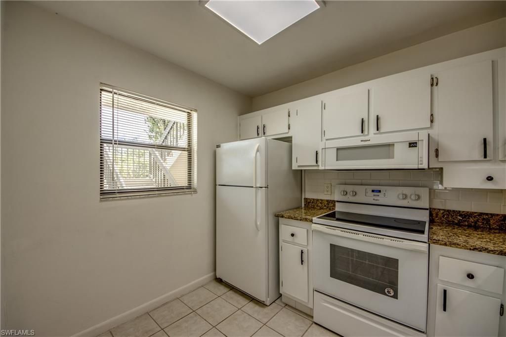 9261 Central Park Dr, Unit 106, Fort Myers, FL 33919 Photo