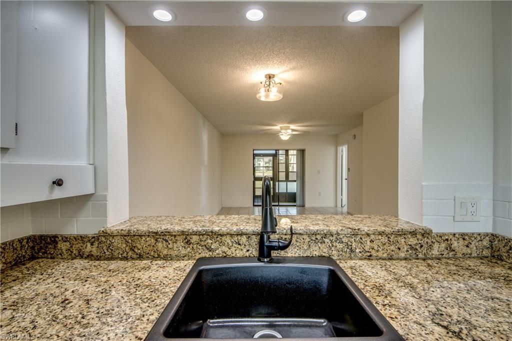 9261 Central Park Dr, Unit 106, Fort Myers, FL 33919 Photo