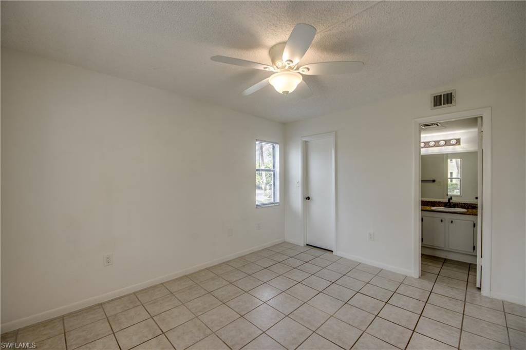 9261 Central Park Dr, Unit 106, Fort Myers, FL 33919 Photo
