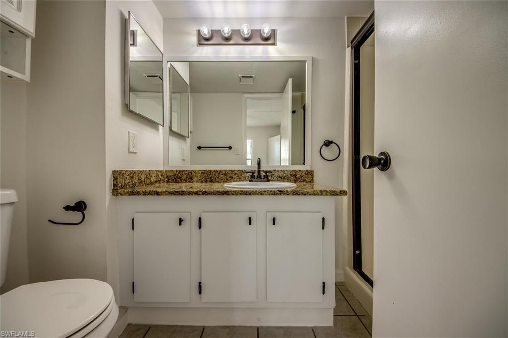 9261 Central Park Dr, Unit 106, Fort Myers, FL 33919 Photo