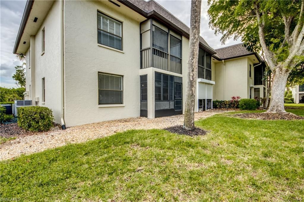 9261 Central Park Dr, Unit 106, Fort Myers, FL 33919 Photo