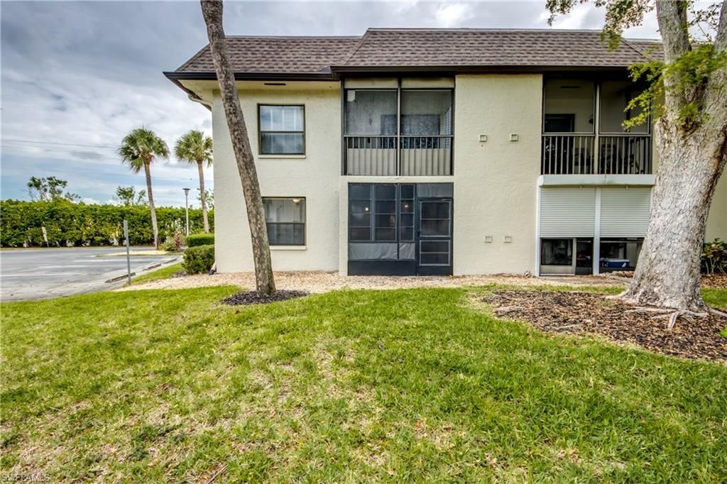 9261 Central Park Dr, Unit 106, Fort Myers, FL 33919 Photo