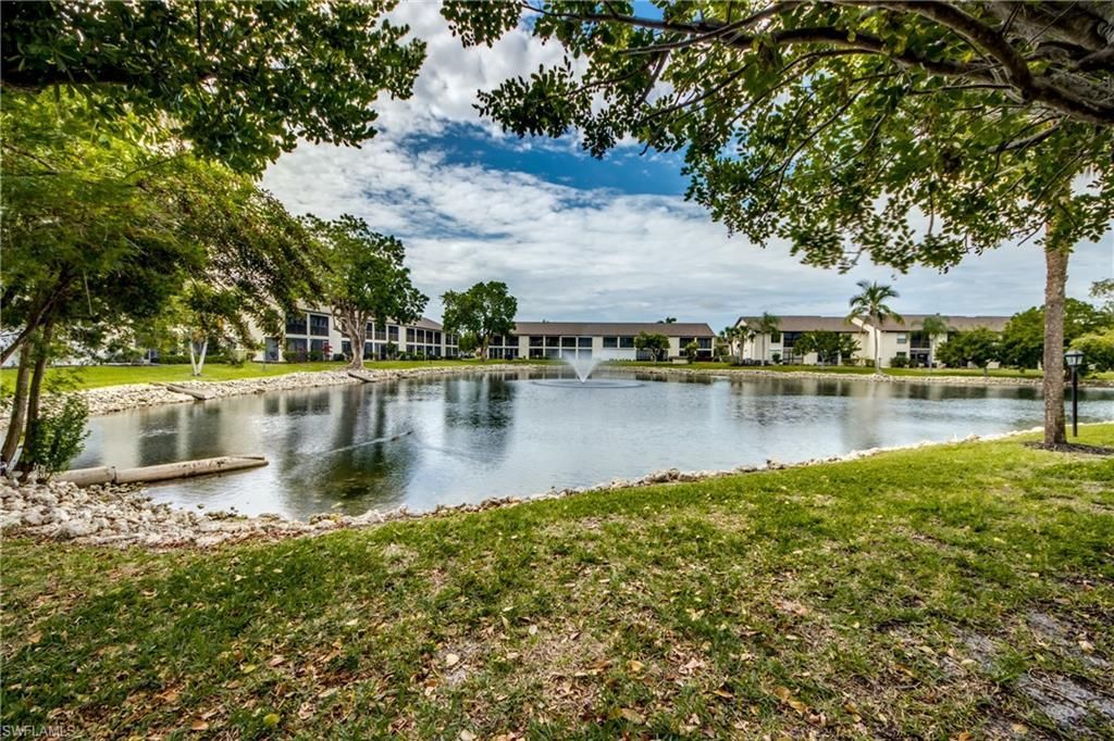 9261 Central Park Dr, Unit 106, Fort Myers, FL 33919 Photo