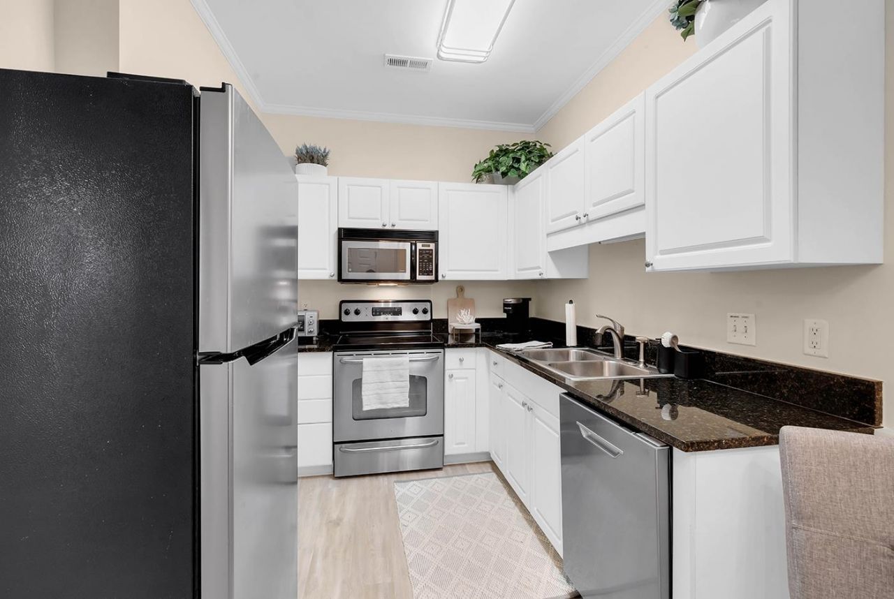 9734 Leyland Dr. Photo 10