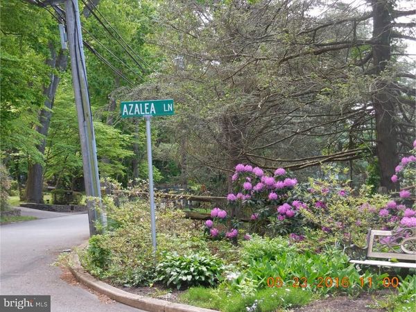 8 AZALEA LANE , MEDIA, PA 19063