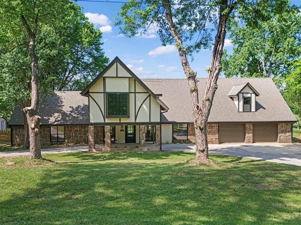 839 E Burr Oak Road, Norman, OK 73072
