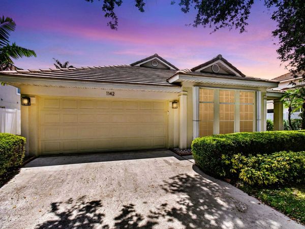 1142 Canoe Point, Delray Beach, FL 33444