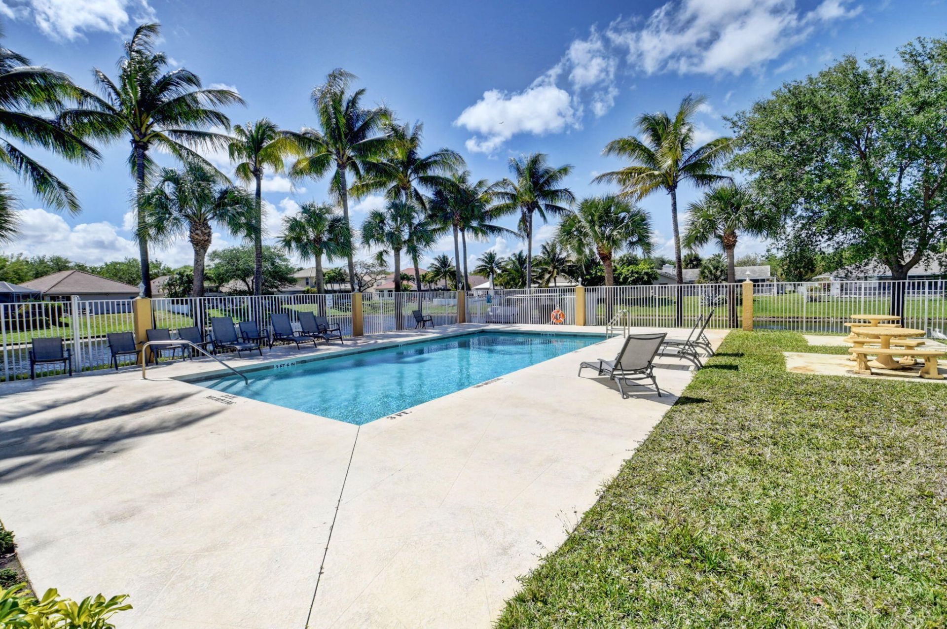 1142 Canoe Point, Delray Beach, FL 33444 Photo