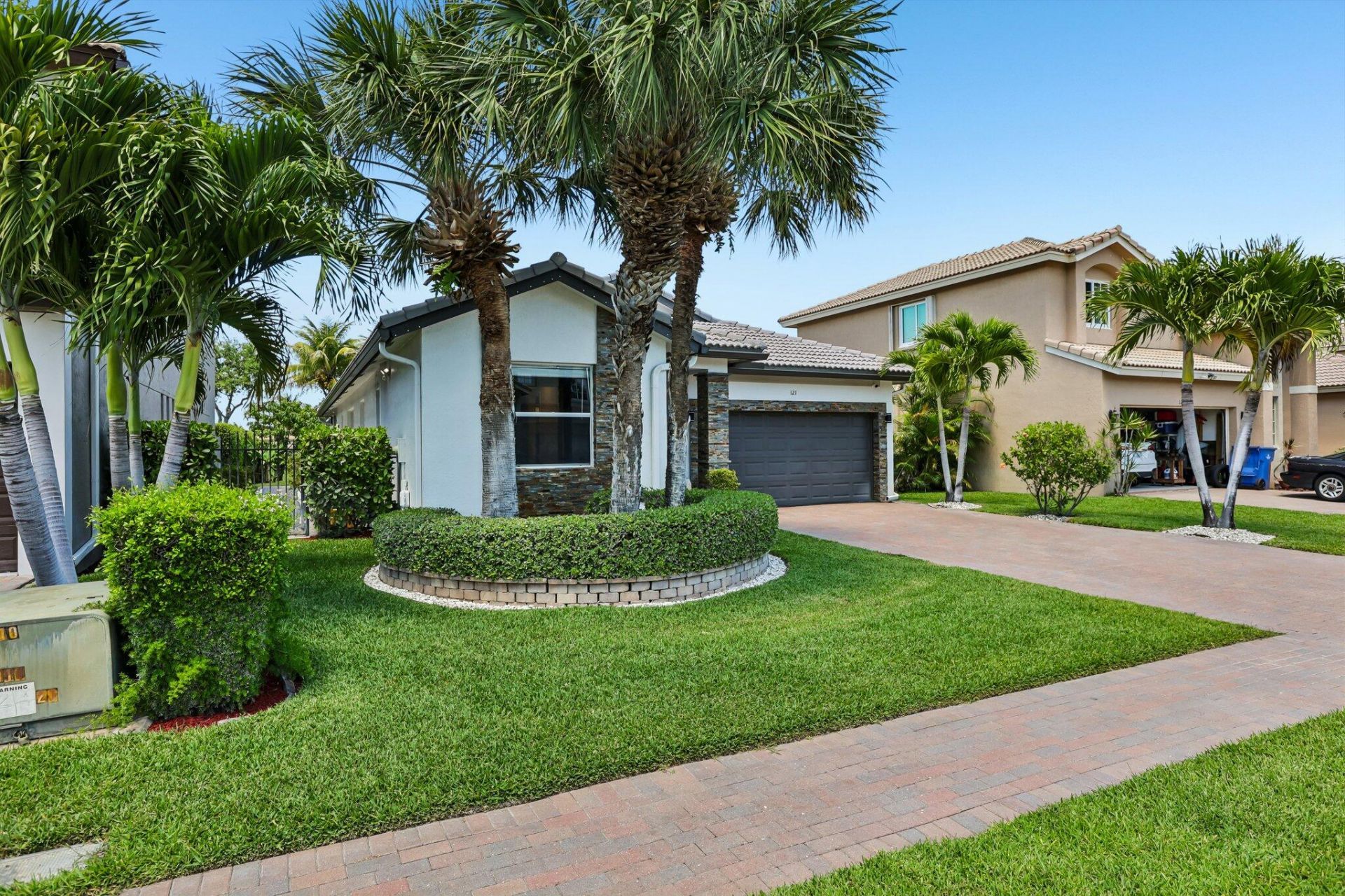 121 Bellezza Terrace, Royal Palm Beach, FL 33411 Photo