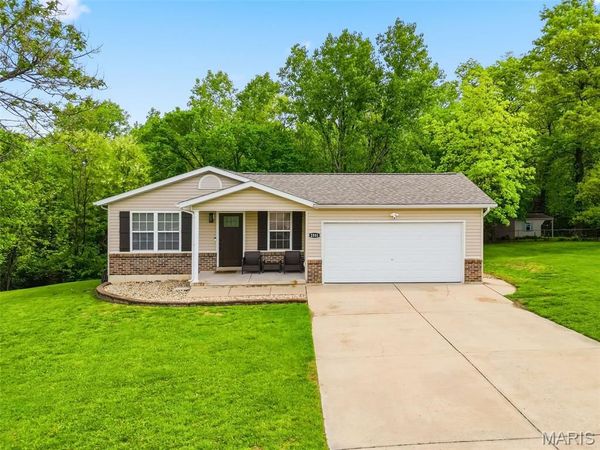 2591 Oak Forest Drive , Troy, MO 63379