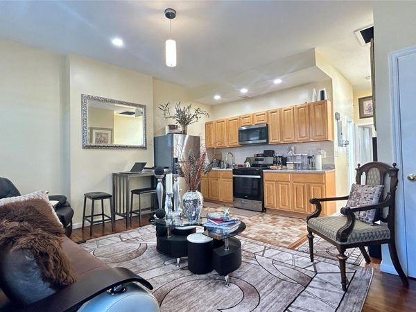 844 Hancock Street , Brooklyn, NY 11233