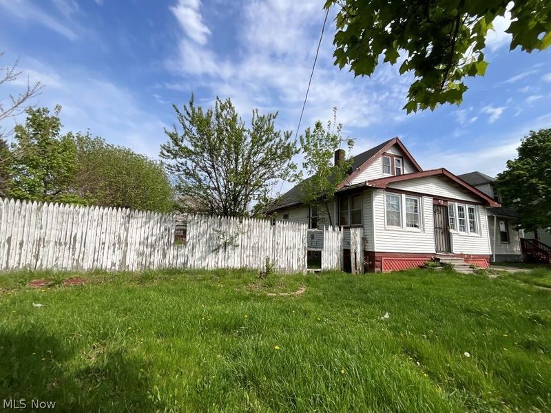 1257 E 170th Street, Cleveland, OH 44110 Photo 3