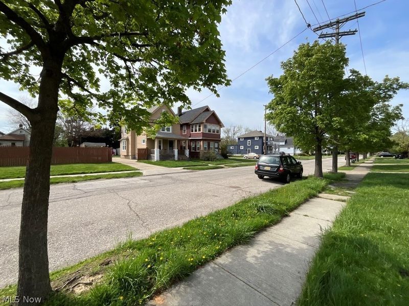 1257 E 170th Street, Cleveland, OH 44110 Photo 4