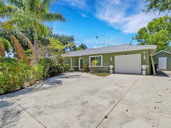 8091 San Carlos BLVD , FORT MYERS, FL 33967