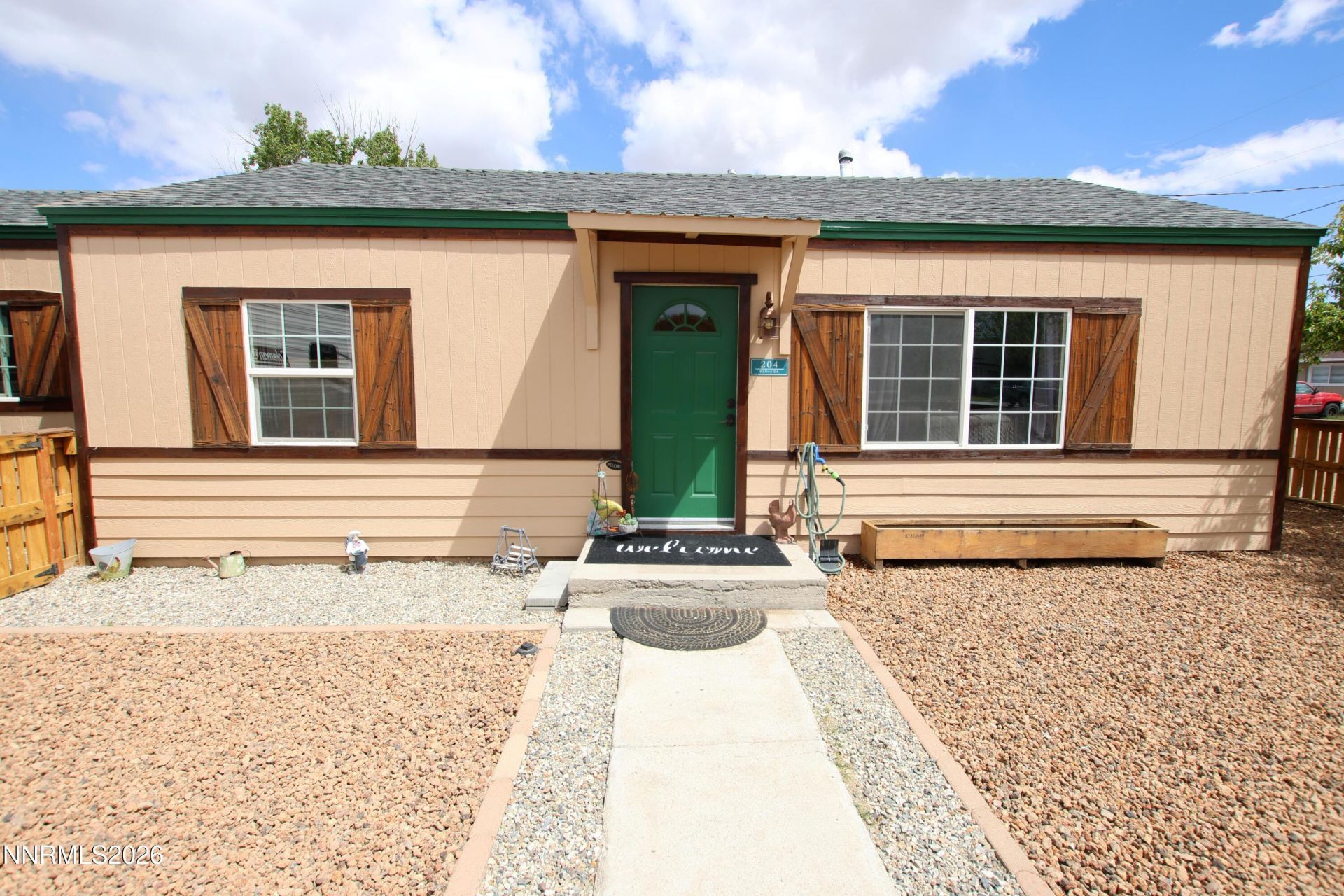 204 Valley Drive, Yerington, NV 89447 Main Photo
